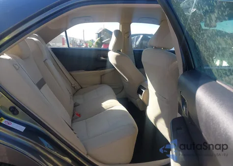 2013 Toyota Camry L/Se/Le/Xle z USA, uszkodzony, nr VIN 4T1BF1FK5DU713427